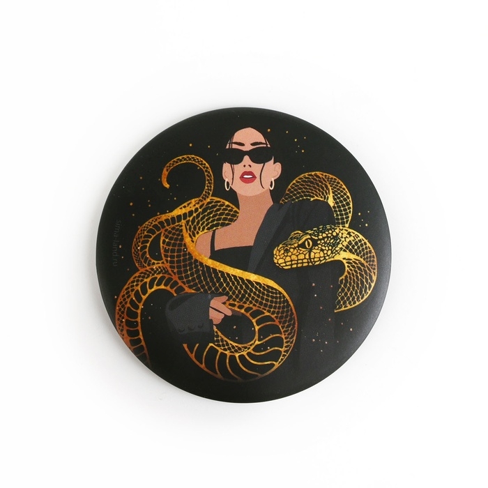 Зеркало карманное новогоднее «Новый год: Девушка», диам.7 см Зеркало карманное новогоднее «Новый год: Девушка», диам.7 см