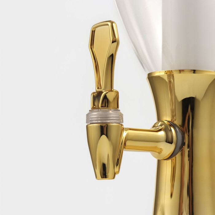 Башня пивная Gold, колба с подсветкой, 2 л, цвет золотой Башня пивная Gold, колба с подсветкой, 2 л, цвет золотой