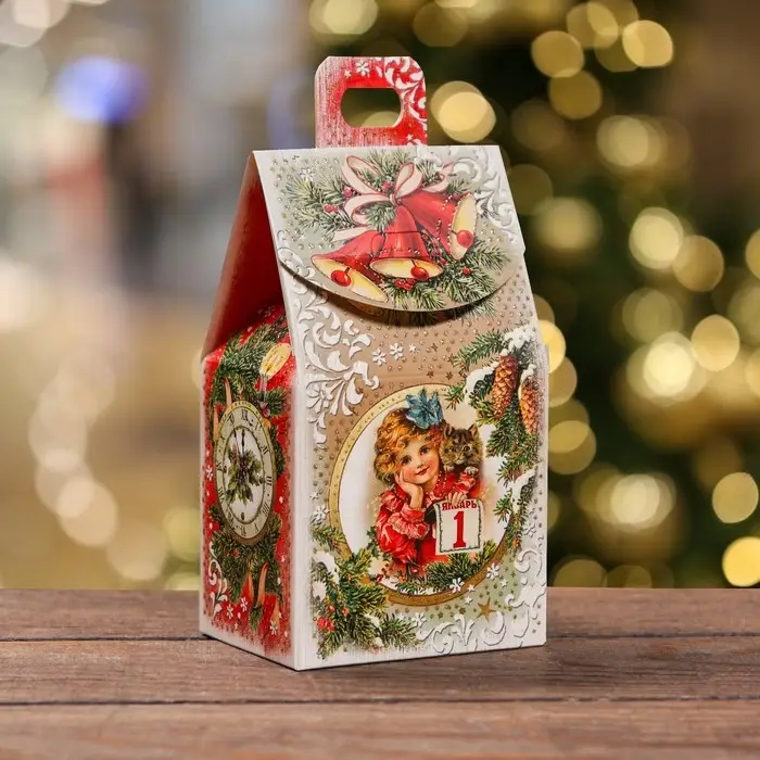 Подарочная коробка «Домик с часами»,9.1×7×15.7 см
