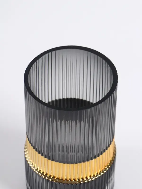 Ваза для цветов &laquo;Лауро&raquo;, 16.5&times;10 см, стекло, чёрная