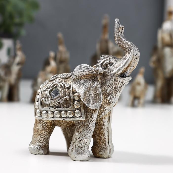 Сувенир полистоун Сувенир полистоун "Слоны серебристая попона" набор 7 шт h=12; 10,5; 9,5; 8; 7; 6; 5 см