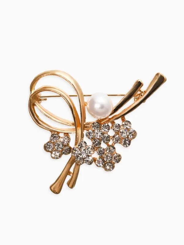 Брошь &laquo;Завиток&raquo;, с бусиной и цветами, белая в золоте