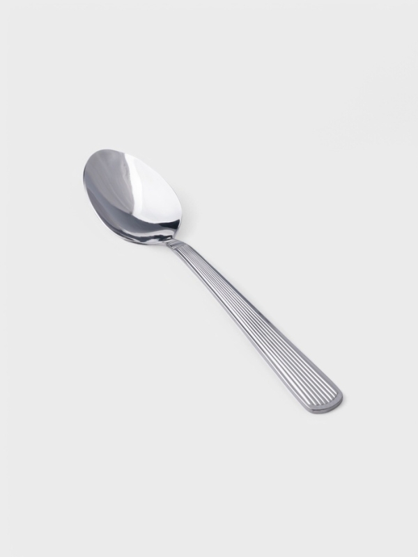 Столовая ложка Hanna Knövell Asnen, 20.7 см, толщина 3 мм, нержавеющая сталь, серебристая Столовая ложка Hanna Knövell Asnen, 20.7 см, толщина 3 мм, нержавеющая сталь, серебристая