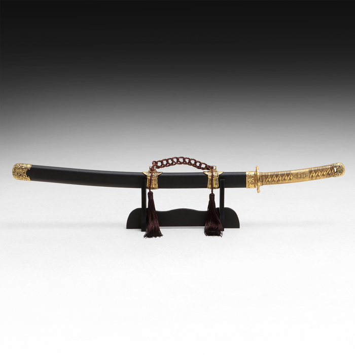 Сувенирное изделие Катана на подставке, бронзовая отделка Сувенирное изделие Катана на подставке, бронзовая отделка