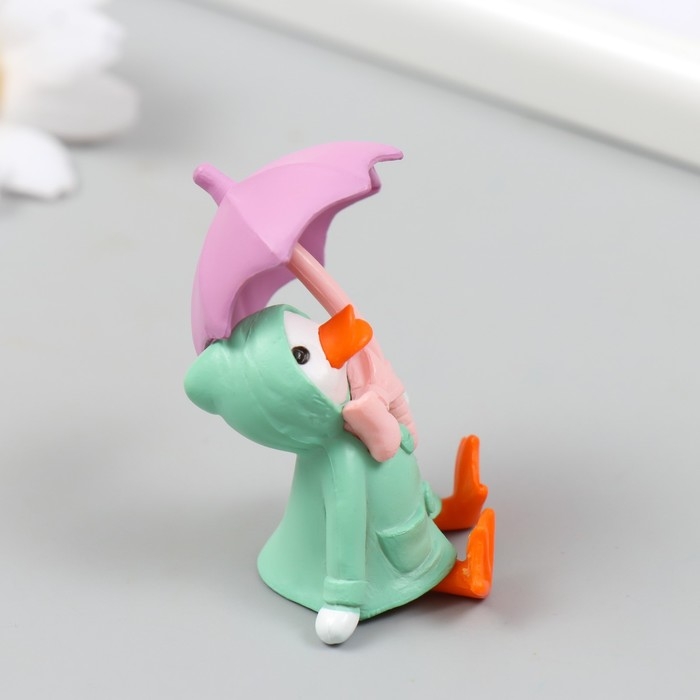 Фигурка для флорариума полистоун  Фигурка для флорариума полистоун "Утёнок в дождевике" МИКС 4х5 см