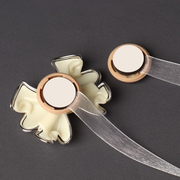 Подхват для штор «Бант», 6 × 5 см, цвет молочный Подхват для штор «Бант», 6 × 5 см, цвет молочный