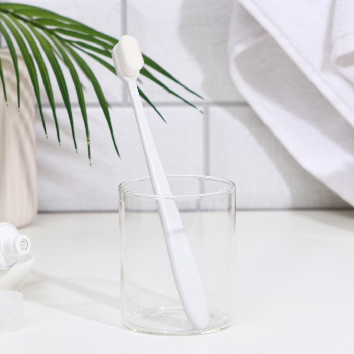 Сверхмягкая зубная щётка, 10000 щетинок, ровная, белая Сверхмягкая зубная щётка, 10000 щетинок, ровная, белая