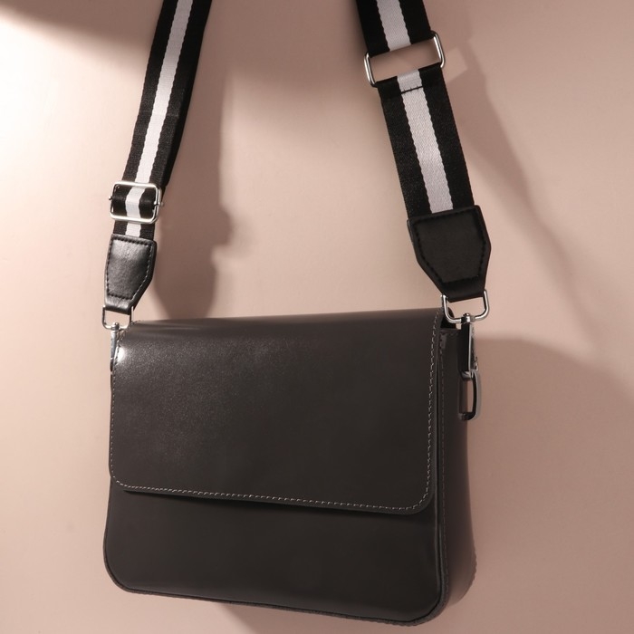 Ручка для сумки, стропа с кожаной вставкой, 140 × 3,8 см, цвет чёрный/белый Ручка для сумки, стропа с кожаной вставкой, 140 × 3,8 см, цвет чёрный/белый