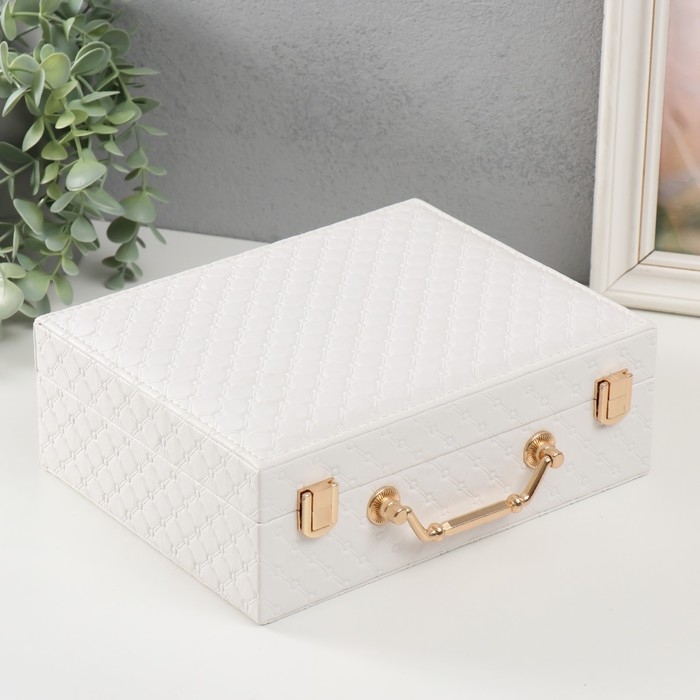 Шкатулка кожзам для украшений  Шкатулка кожзам для украшений "Стёганная" белоснежная 8,5х23,5х19 см