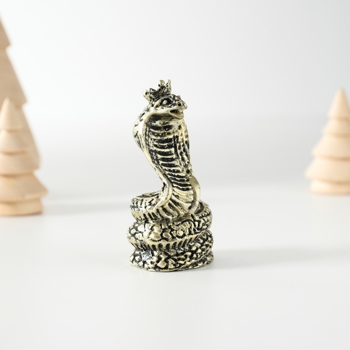 Сувенир полистоун Сувенир полистоун "Королевская кобра" МИКС 3х2,5х6 см