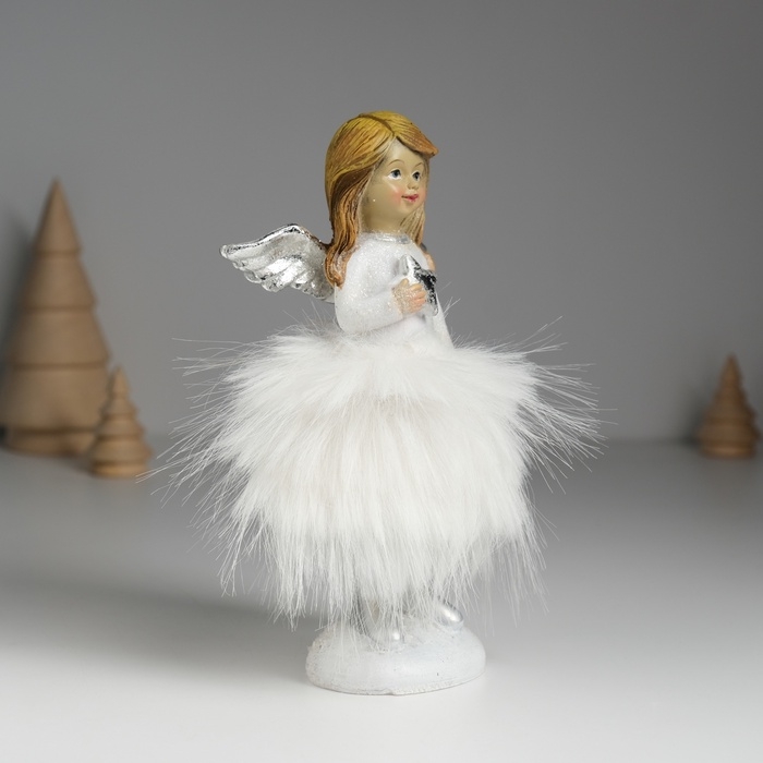 Сувенир полистоун Сувенир полистоун "Ангелочек в белом платье с меховой юбкой" МИКС 8,5х8х15,5 см