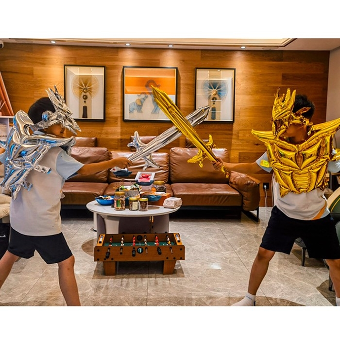 Набор шар-игрушка фольгированный «Рыцарь», шлем, жилет, меч, золото Набор шар-игрушка фольгированный «Рыцарь», шлем, жилет, меч, золото