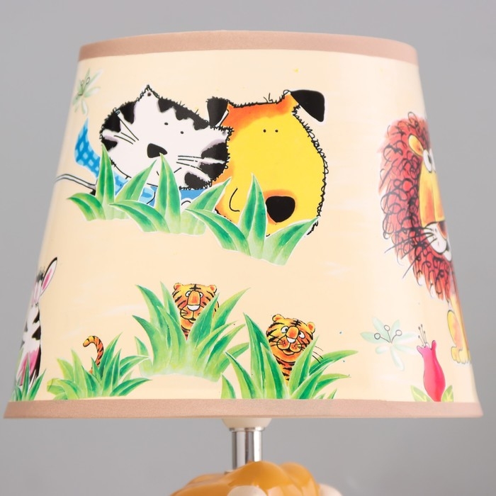 Настольная лампа  Настольная лампа "Лев" Е14 40Вт белый 20х20х35см