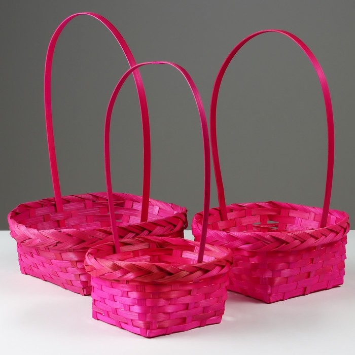 Набор корзин плетеных, D19x9/32 см, D22x9,5/34 см, D25x10/36 см, 3шт, розовые, бамбук Набор корзин плетеных, D19x9/32 см, D22x9,5/34 см, D25x10/36 см, 3шт, розовые, бамбук