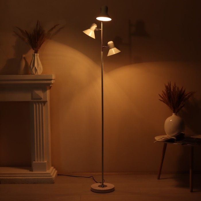 Торшер "Спот" E27 40Вт белый 22х22х173 см