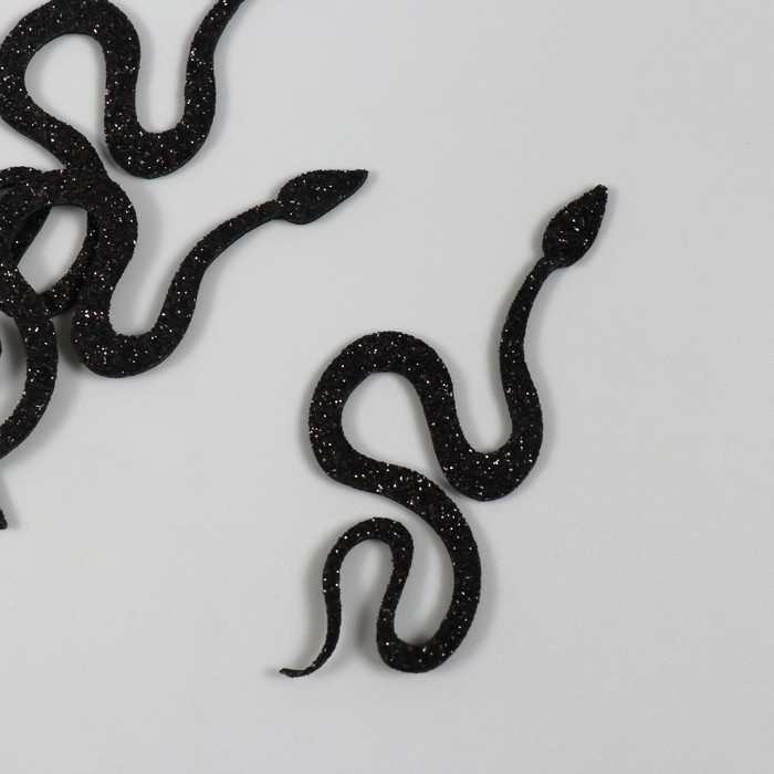 Новогодний декор Новогодний декор "Чёрная змея" фоамиран, 7 см (Новогодний набор 6 шт)
