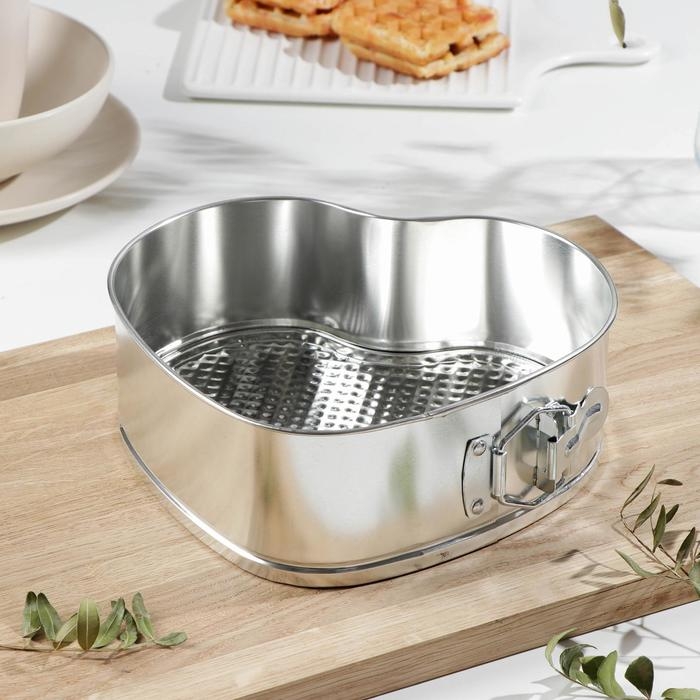 Набор форм для выпечки Доляна «Квадрат, сердце, круг», 3 предмета, съёмное дно Набор форм для выпечки Доляна «Квадрат, сердце, круг», 3 предмета, съёмное дно