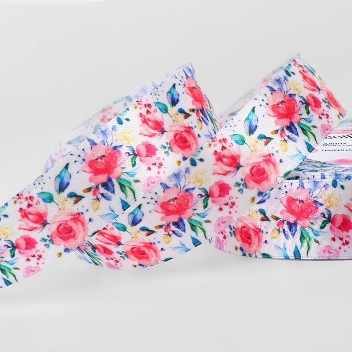 Лента атласная «Акварельные розы», 25 мм, 23 ± 1 м, разноцветная Лента атласная «Акварельные розы», 25 мм, 23 ± 1 м, разноцветная