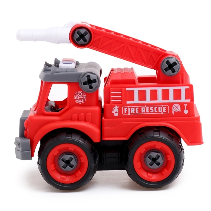 Конструктор винтовой «Пожарная машина», с отвёрткой, 31 деталь Конструктор винтовой «Пожарная машина», с отвёрткой, 31 деталь