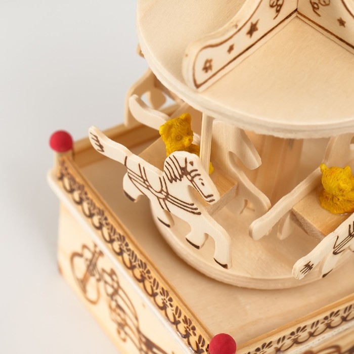 Сувенир дерево музыкальный механический  Сувенир дерево музыкальный механический "Карусель - мишка на лошадке" 10х10х19 см