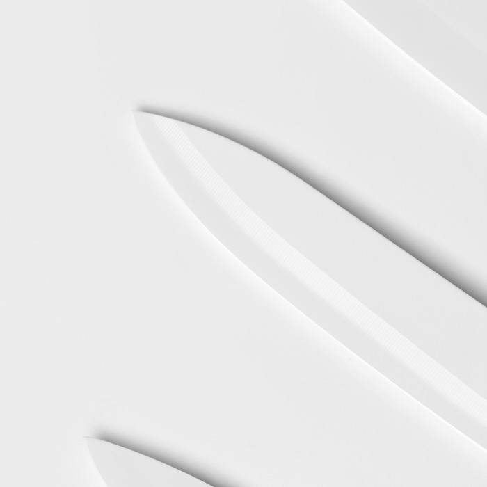 Набор кухонный на подставке «Изгиб», 5 предметов: 4 ножа, 7,5 см, 10 см, 13 см, 15 см, овощечистка, цвет синий