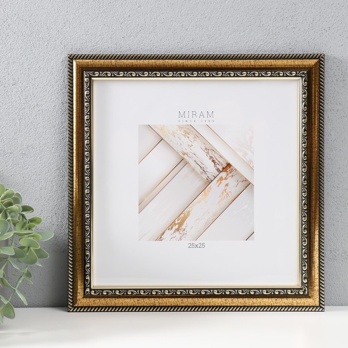 Фоторамка пластик Gallery 25х25 см золото (пластиковый экран) Фоторамка пластик Gallery 25х25 см золото (пластиковый экран)