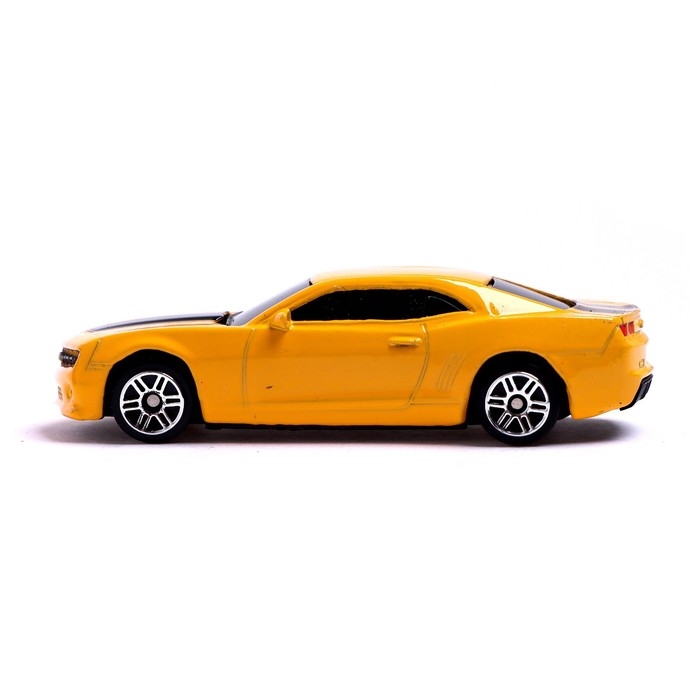 Машина металлическая CHEVROLET CAMARO, 1:64, цвет жёлтый Машина металлическая CHEVROLET CAMARO, 1:64, цвет жёлтый