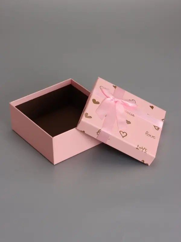 Наборок коробок 3 в 1 прямоугольные 19*19*9.8 17*17*8.0 15*15*6.5 см