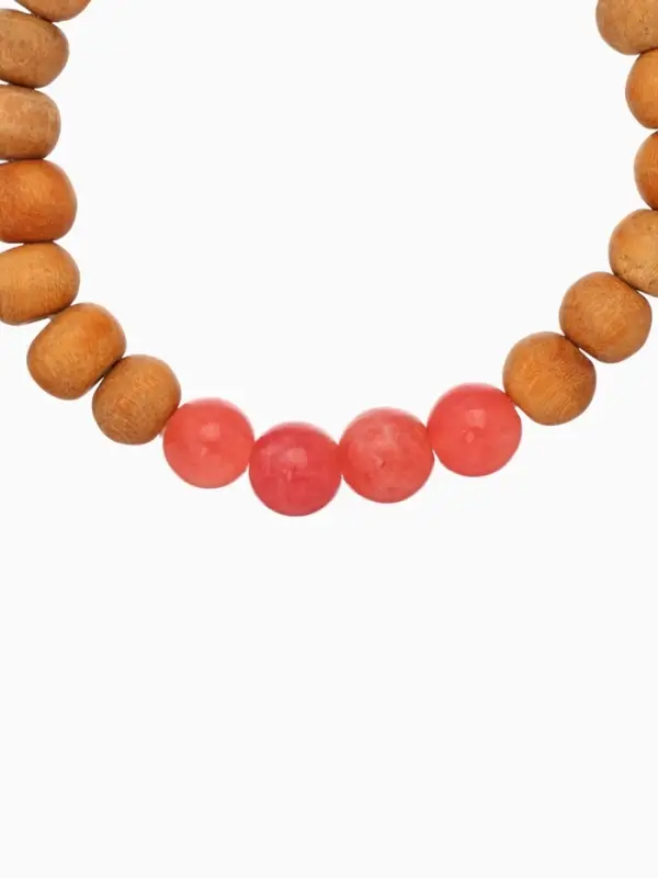 Браслет из сандалового дерева с агатом, длина 18 см, цв. красный Браслет из сандалового дерева с агатом, длина 18 см, цв. красный