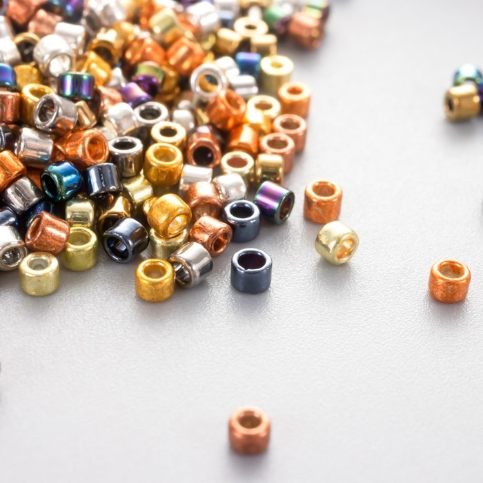 Бисер стекло 11/0  Бисер стекло 11/0 "Цилиндр. Разноцветный глянец" 10 гр
