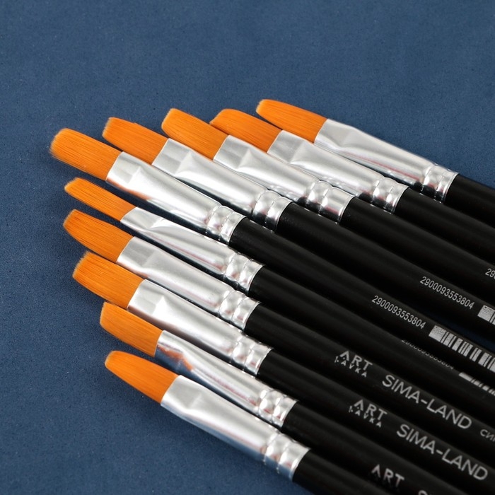 Кисть для рисования Синтетика Плоская №12 (ширина обоймы 10 мм; длина ворса 18 мм) Кисть для рисования Синтетика Плоская №12 (ширина обоймы 10 мм; длина ворса 18 мм)