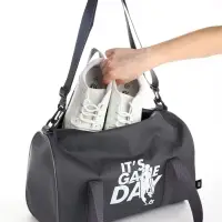 Сумка спортивная на молнии TEXTURA, с подкладкой, длинный ремень, с принтом, маленький размер, серая