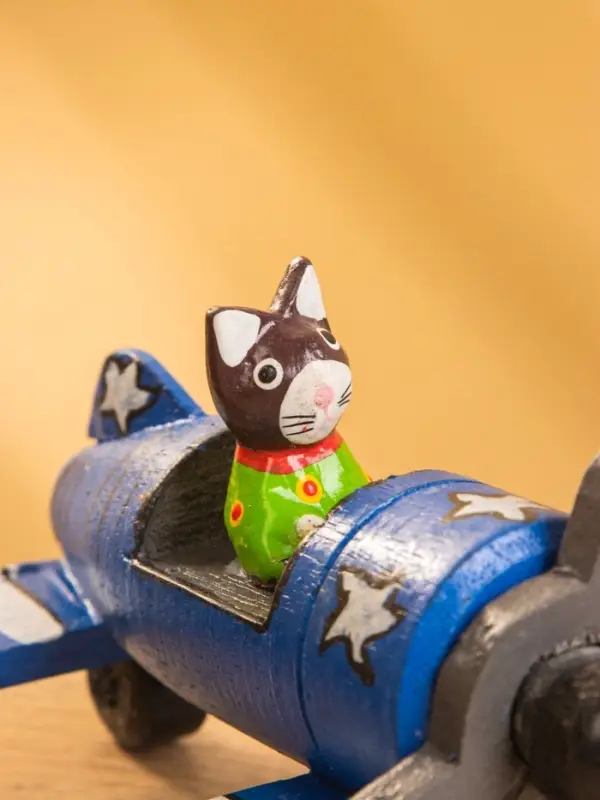 Сувенир интерьерный Сувенир интерьерный "Котик на самолёте" 15х13х8 см, дерево