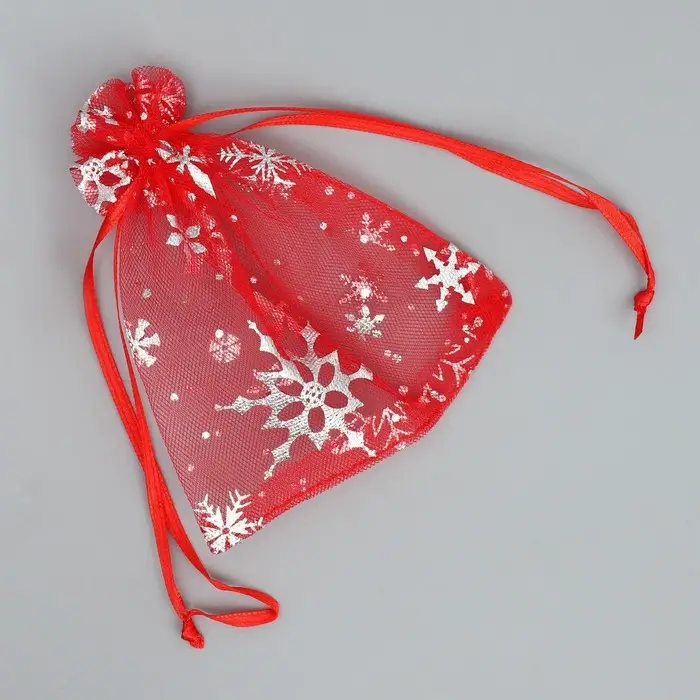 Мешочек подарочный органза «Танец снежинок», тиснение, органза, 10 х 12 см +/- 1.5 см Мешочек подарочный органза «Танец снежинок», тиснение, органза, 10 х 12 см +/- 1.5 см