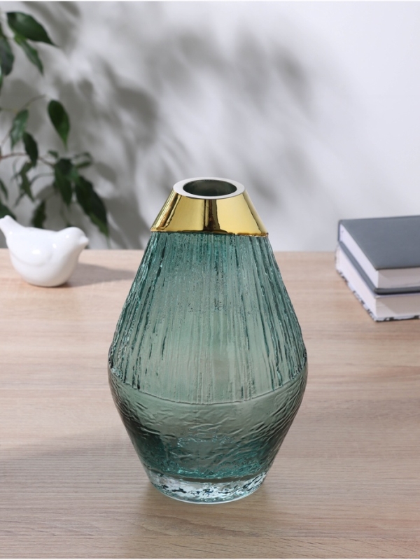 Ваза стекло настольная  Ваза стекло настольная "Кэли стиль" классик, d-5см, h-20х12 см, зелёный