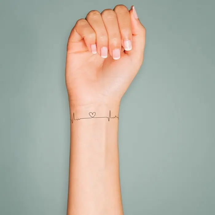 Переводная тату на тело чёрная «Браслет. Сердцебиение», 20×3 см