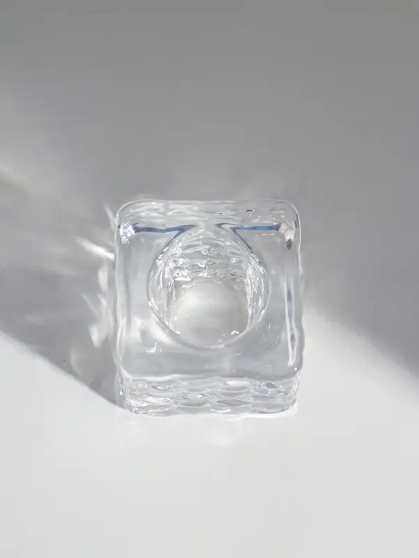 Подсвечник стекло на 1 свечу "Куб. Лёд" прозрачный d=2 см 4х4х4 см