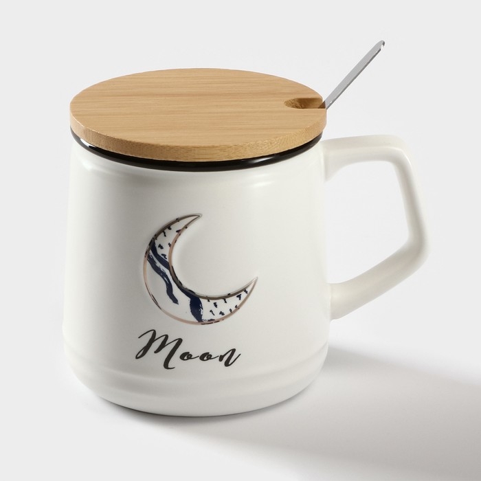 Кружка керамическаяс крышкой и ложкой Moon, 350 мл, цвет белый Кружка керамическаяс крышкой и ложкой Moon, 350 мл, цвет белый