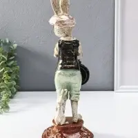 Сувенир полистоун "Зайчик в кепке с часами" 12,5х12,5х35 см