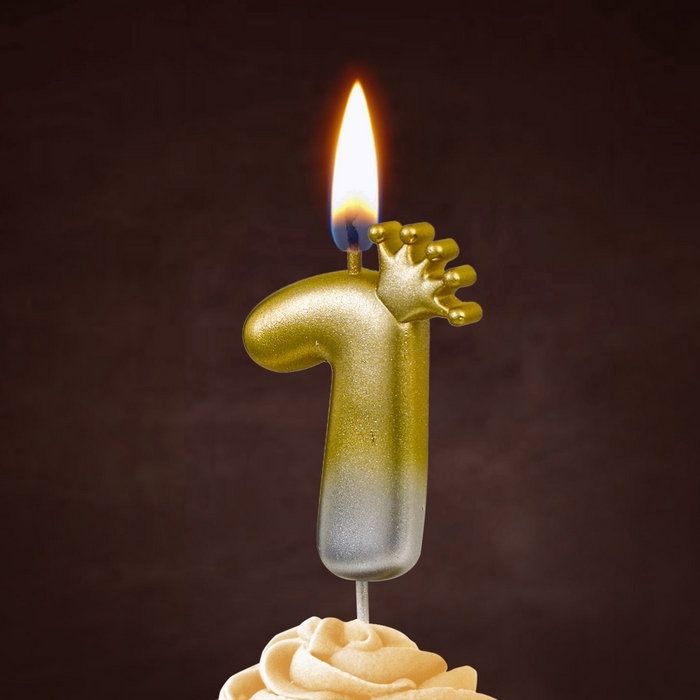 Свеча в торт «С короной», цифра 1, золото - серебро