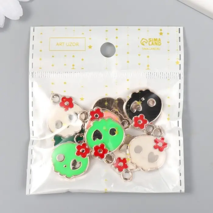 Декор для творчества пластик под металл "Череп. Романтика" золото МИКС 2,1х0,3х2,5 см