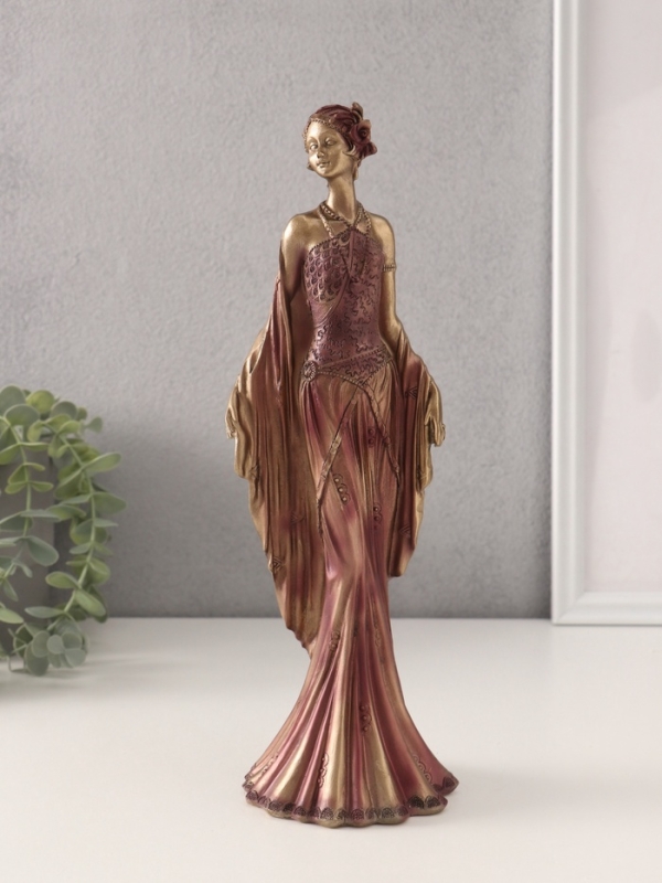 Сувенир полистоун  Сувенир полистоун "Девушка в платье 20-30-х годов" бордово-фиолетовый 10х9,5х29,5 см