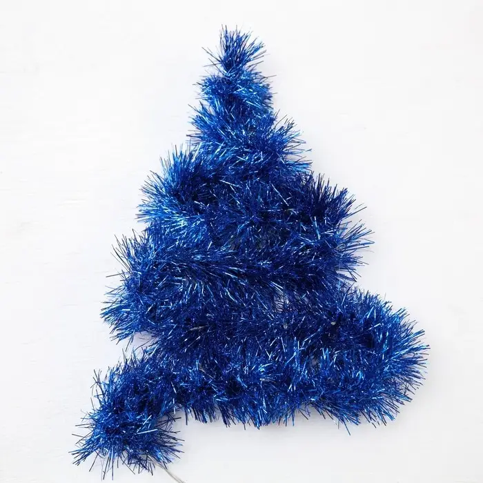 Гирлянда «Мишура» 1 м роса, IP20, синяя нить, 22 LED, 6 слоёв, d=7 см, батарейки CR2032х2 (в комплекте), свечение белое