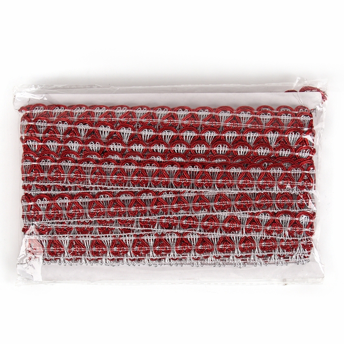 Тесьма плетёная красно-белый в рулоне 20 метров Тесьма плетёная красно-белый в рулоне 20 метров