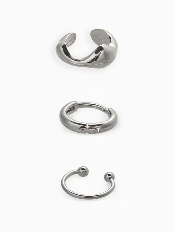 Набор серьга и каффы 3 шт. Набор серьга и каффы 3 шт. "Кольцо" тренд, цвет серебро