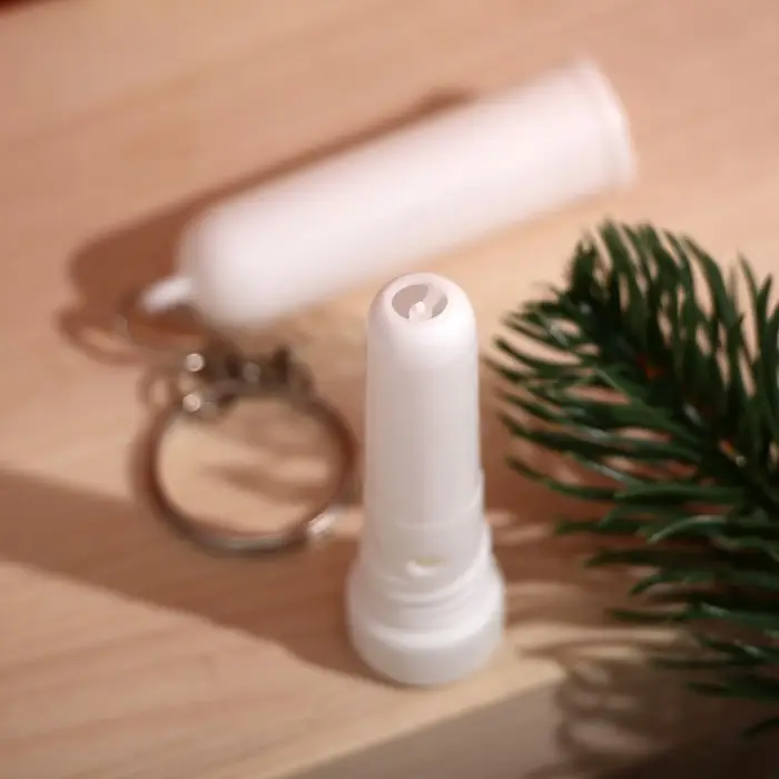 Карандаш-ингалятор от простуды с мятой и эвкалиптом (с брелоком) Карандаш-ингалятор от простуды с мятой и эвкалиптом (с брелоком)