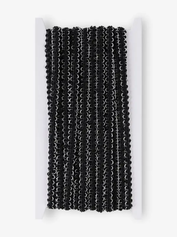 Тесьма декоративная &laquo;Шанель&raquo;, 8 мм, 10&plusmn;1 м, чёрная с серебряной нитью