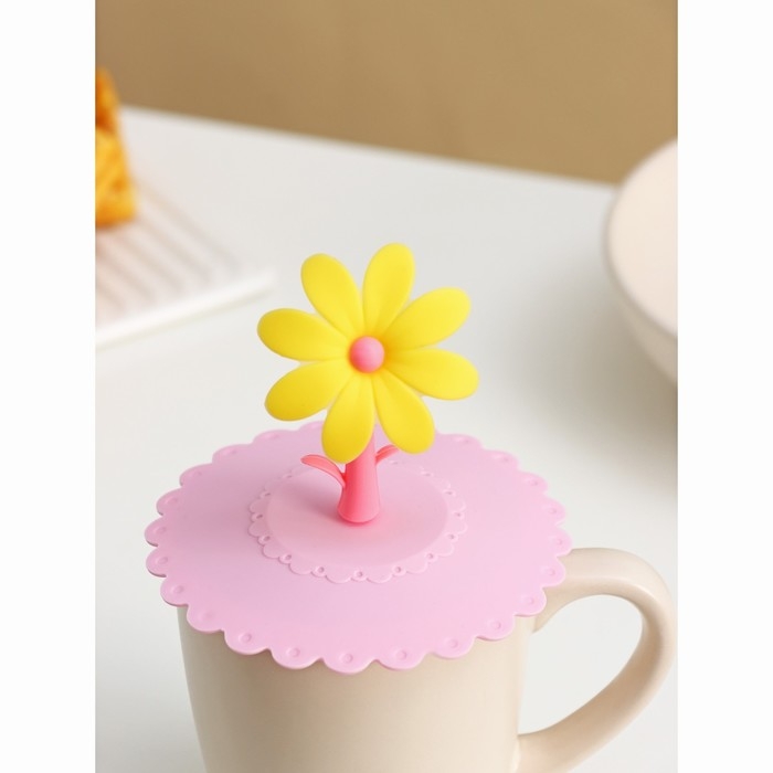 Крышка - непроливайка силиконовая Доляна «Цветочек», d=10,5 см, цвет розовый Крышка - непроливайка силиконовая Доляна «Цветочек», d=10,5 см, цвет розовый