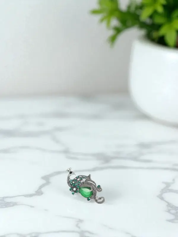 Брошь &laquo;Павлин&raquo;, элегантный, разноцветная в чернёном серебре