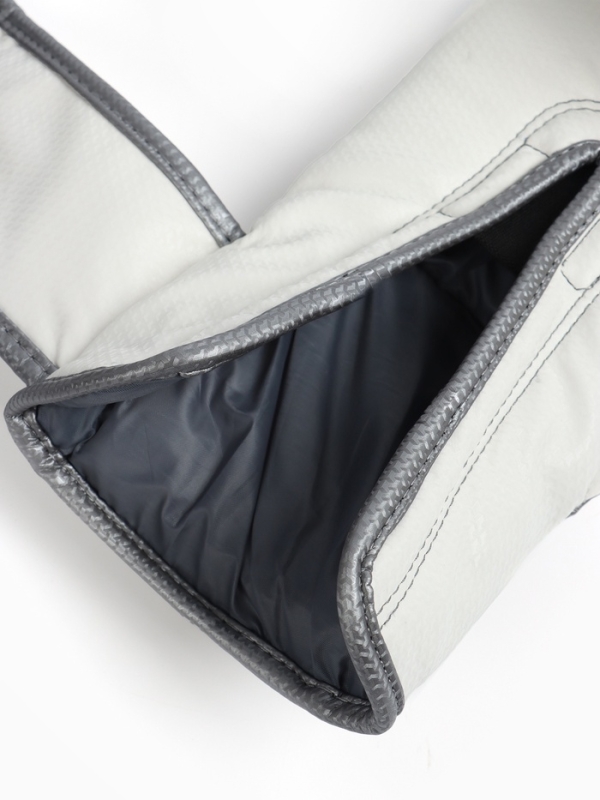 Боксёрские перчатки FIGHT EMPIRE, TIFFANY, белый карбон, размер 12 oz